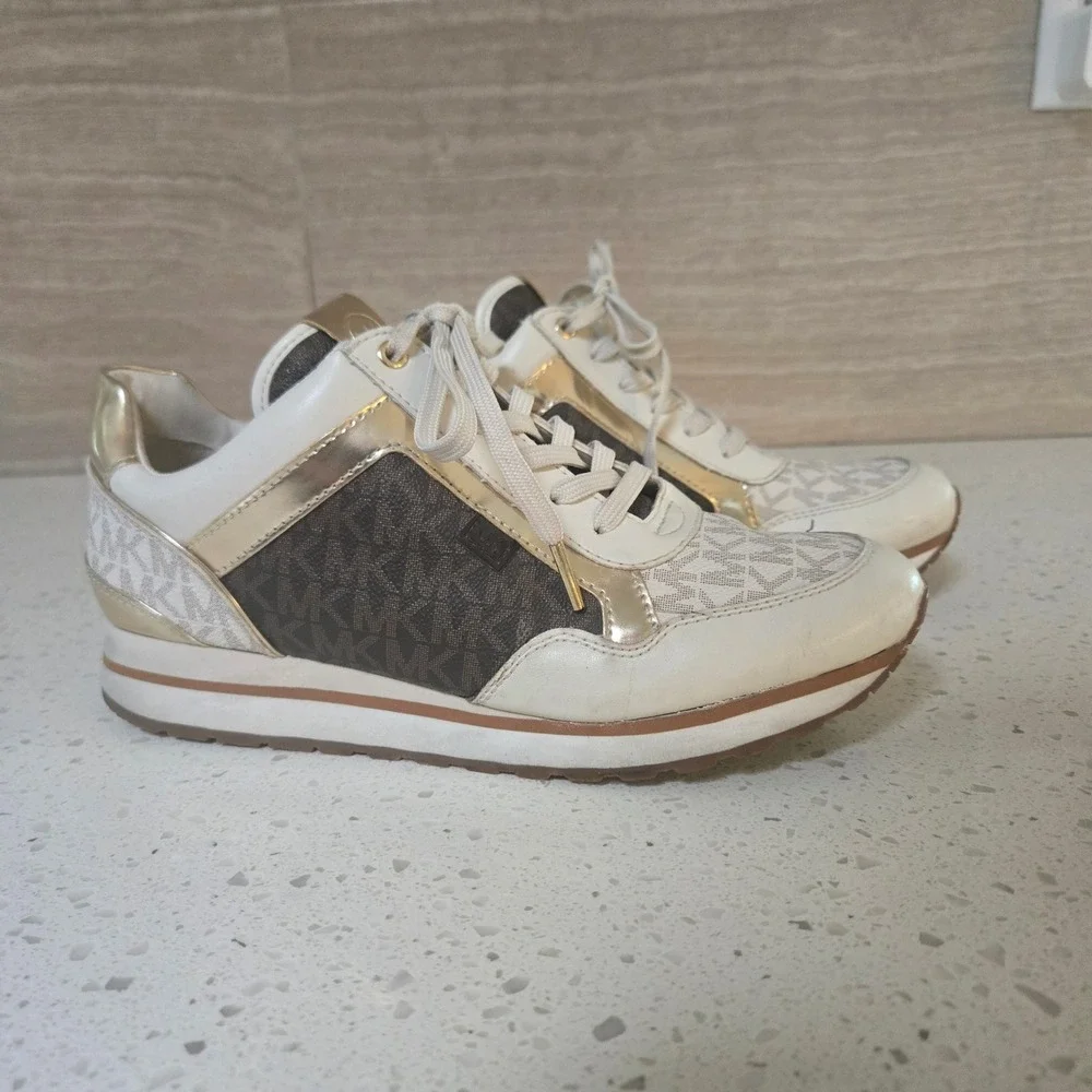 Michael Kors Allie Stride Sneakers Womems 8 White Brown Gold Logo SG19H